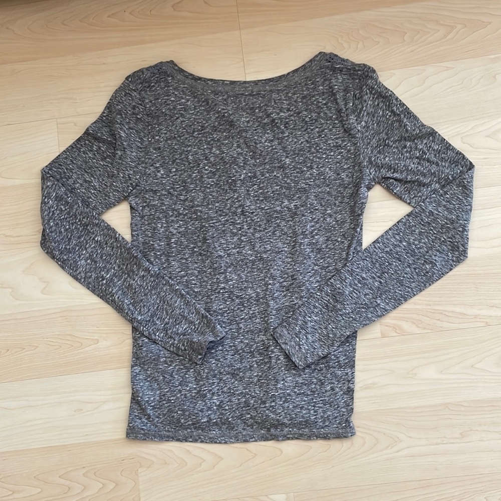Abercrombie kids gray knit lace long sleeve shirt - Picture 2 of 3